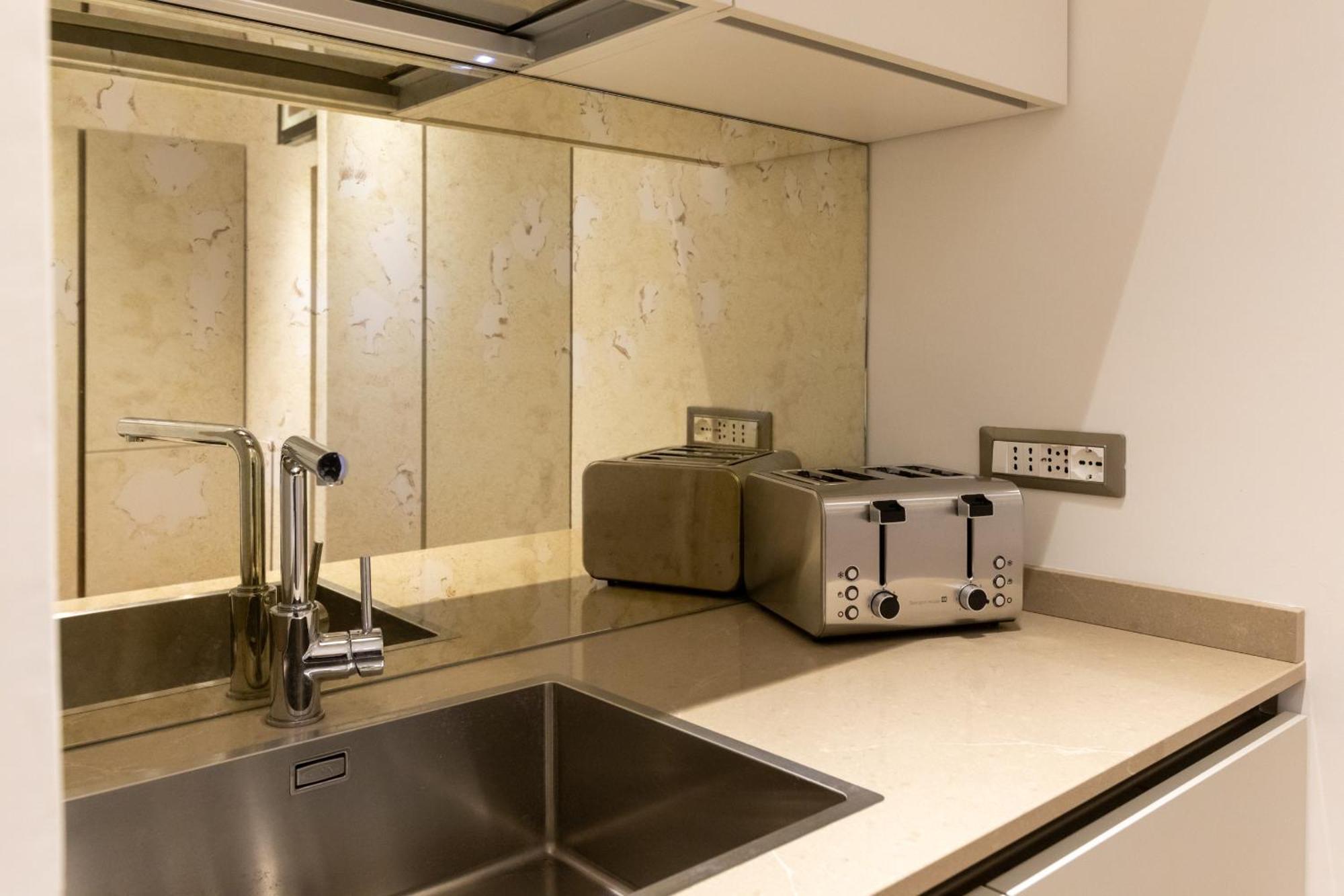 Fontana Di Trevi Roma Luxury Suite Εξωτερικό φωτογραφία